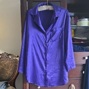 FREE Vtg VS Nightdress Satin Nightgown Tag S Mrasures LARGE Read